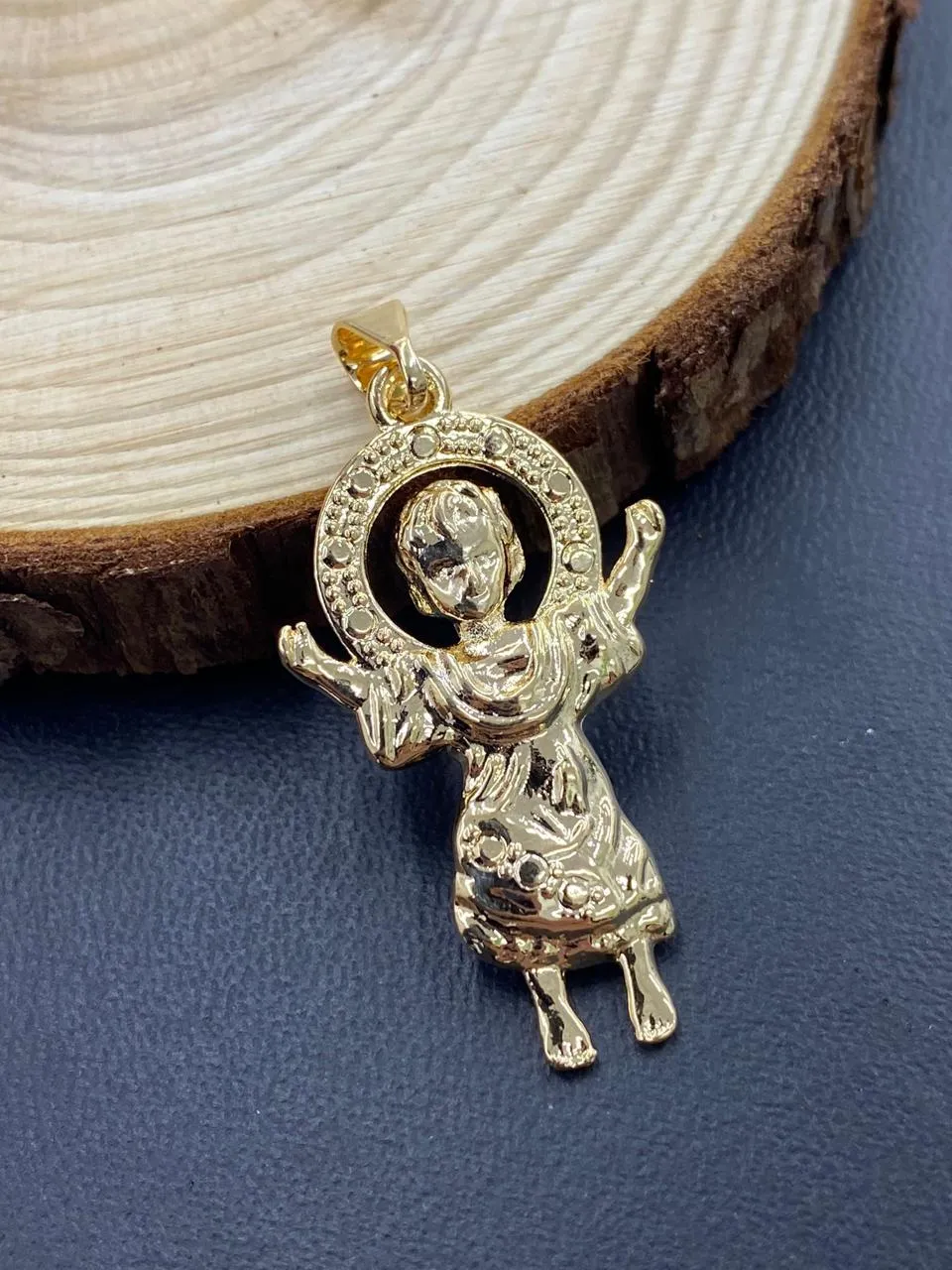 14K Yellow Gold Filled Divino Nino Pendant for Womens Mens 34x20mm/Baby Jesus Charm Pendant/Dije del Divino Nino en Oro Laminado Para Hombre