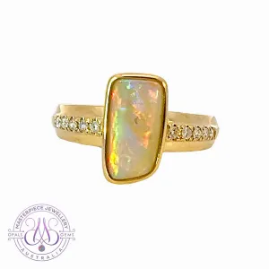 14kt Yellow Gold rectangular Fire Light Opal with diamonds ring