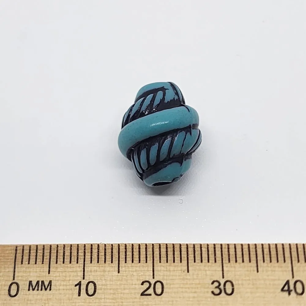 16x13mm Twist (10) - Turquoise w. Black - South Western Style Vintage Beads