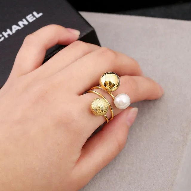 Big Imitation Pearls Gold Rings