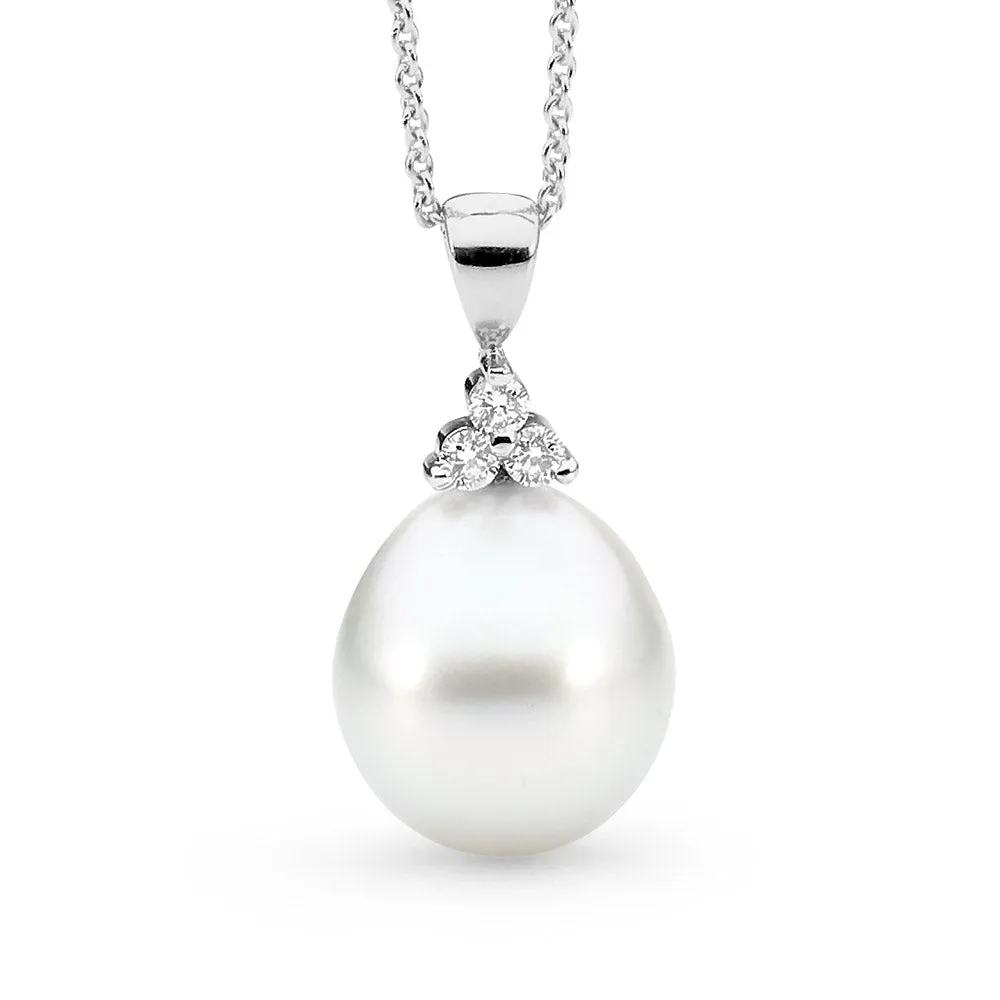 Classic Trefoil Diamond and Pearl Pendant