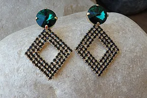 Emerald stud earrings