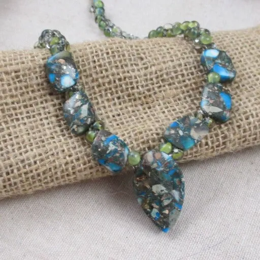 Green Gemstone & Handmade Teardrop Beaded Necklace