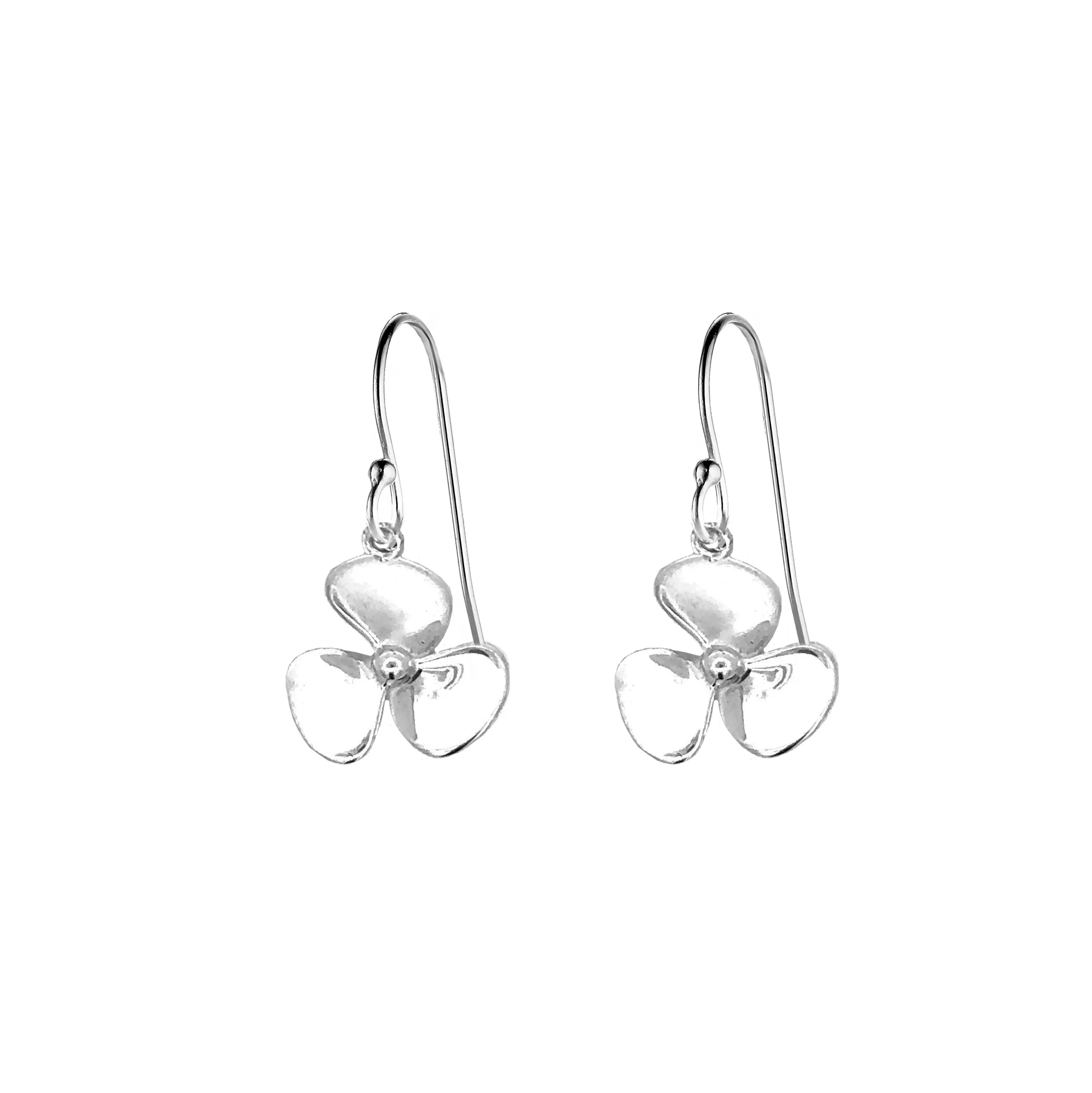 Medium Classic Prop Earrings