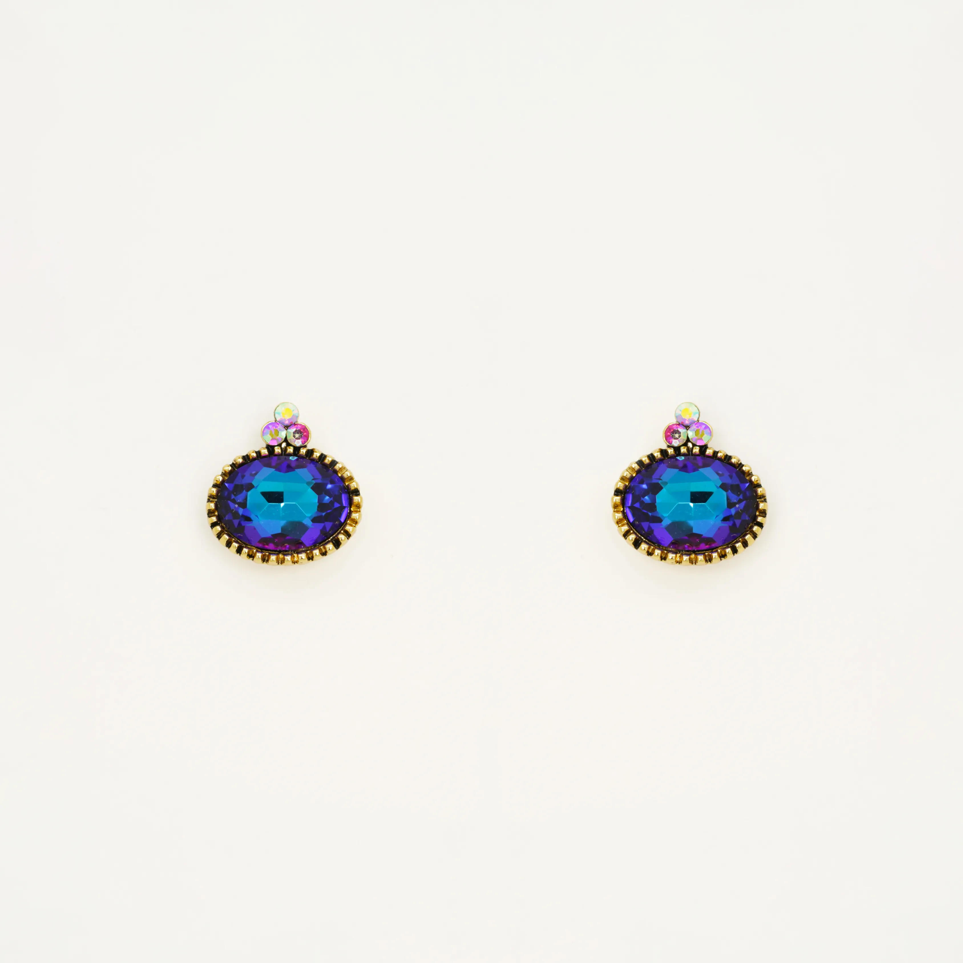 Oval Stud Earrings