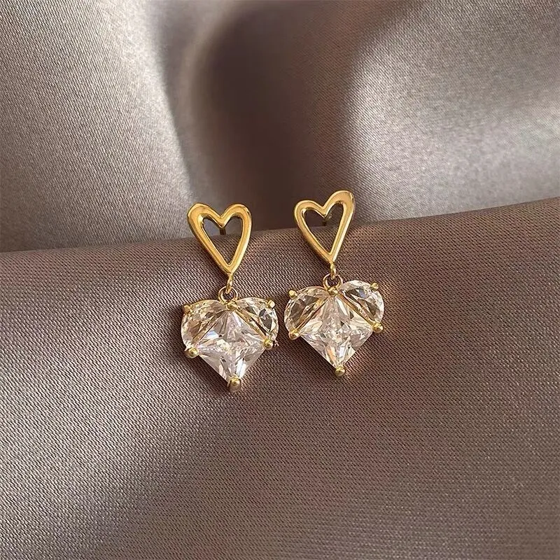 The Cinderella Heart Earring