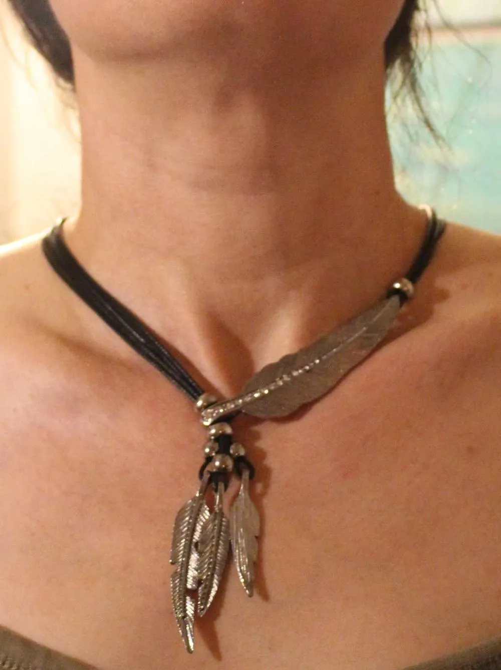 Vintage Alloy Feather Statement Necklace