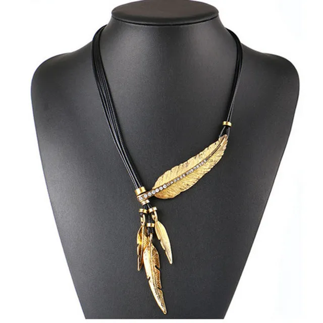 Vintage Alloy Feather Statement Necklace