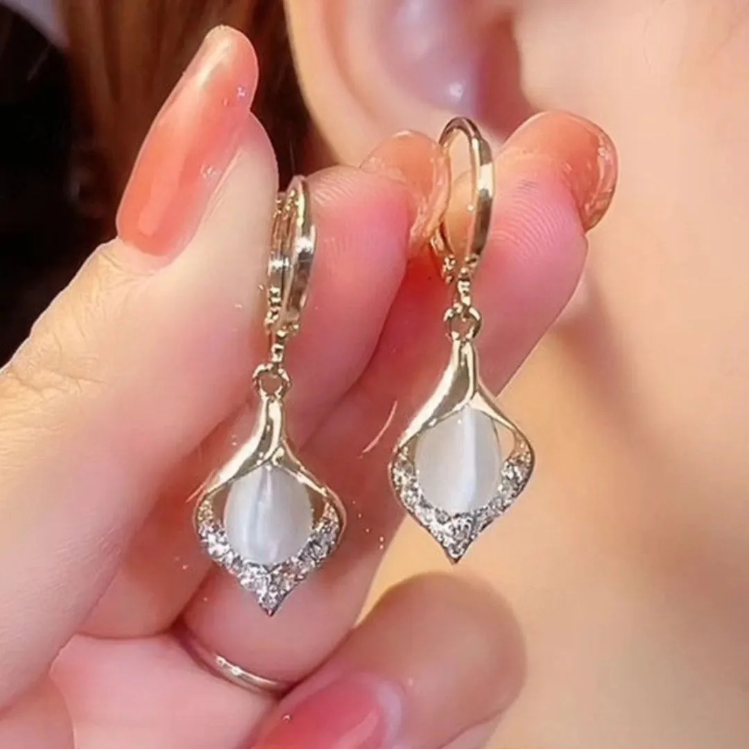 Vintage Crystal Moonstone Drop Earrings