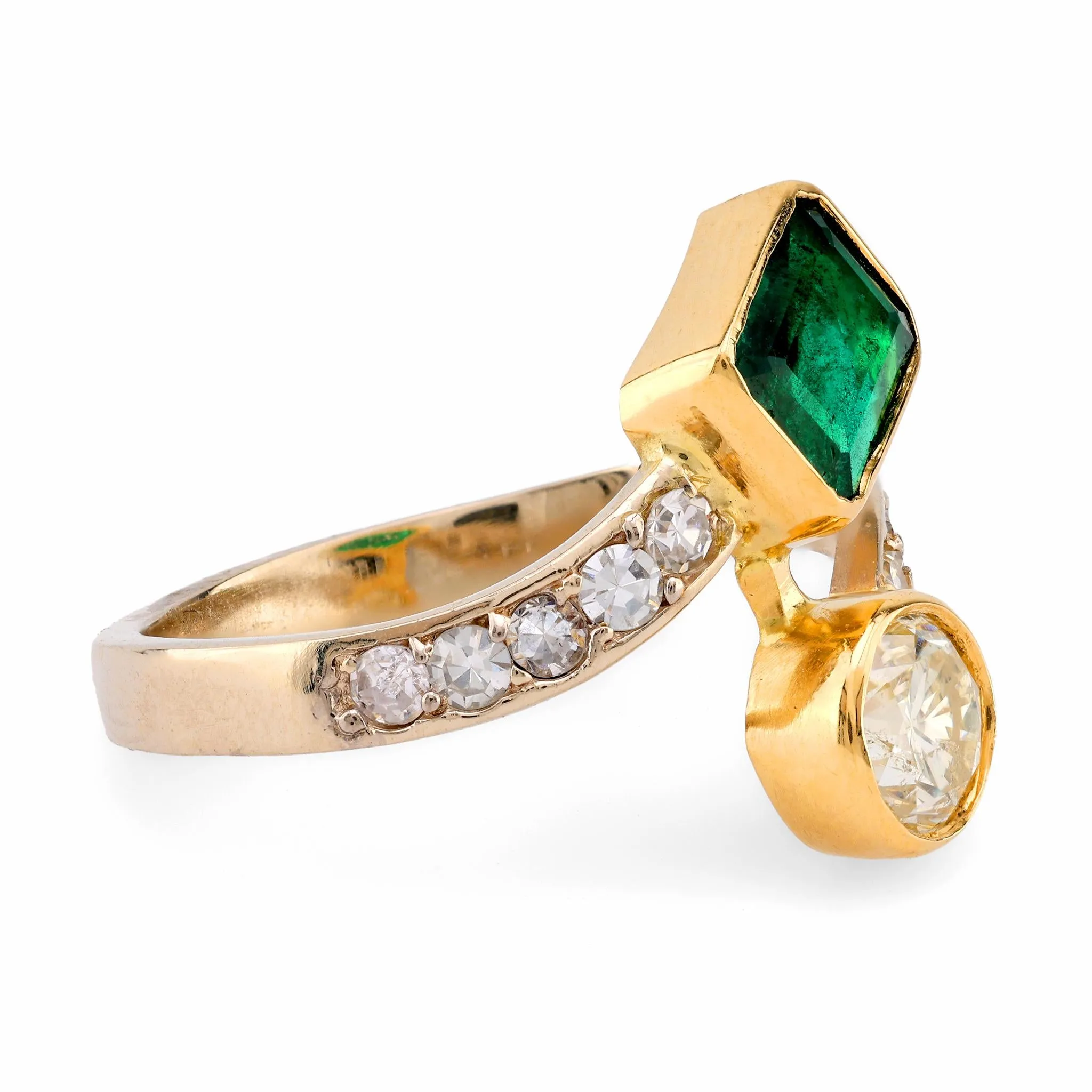 Vintage Emerald Diamond 18K Yellow Gold Bypass Ring